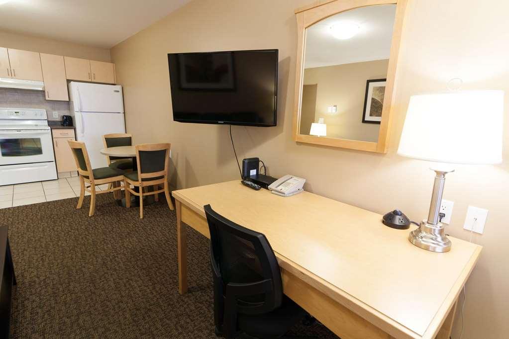 Bcminns - Fort Mcmurray - Rusty'S Amenities photo